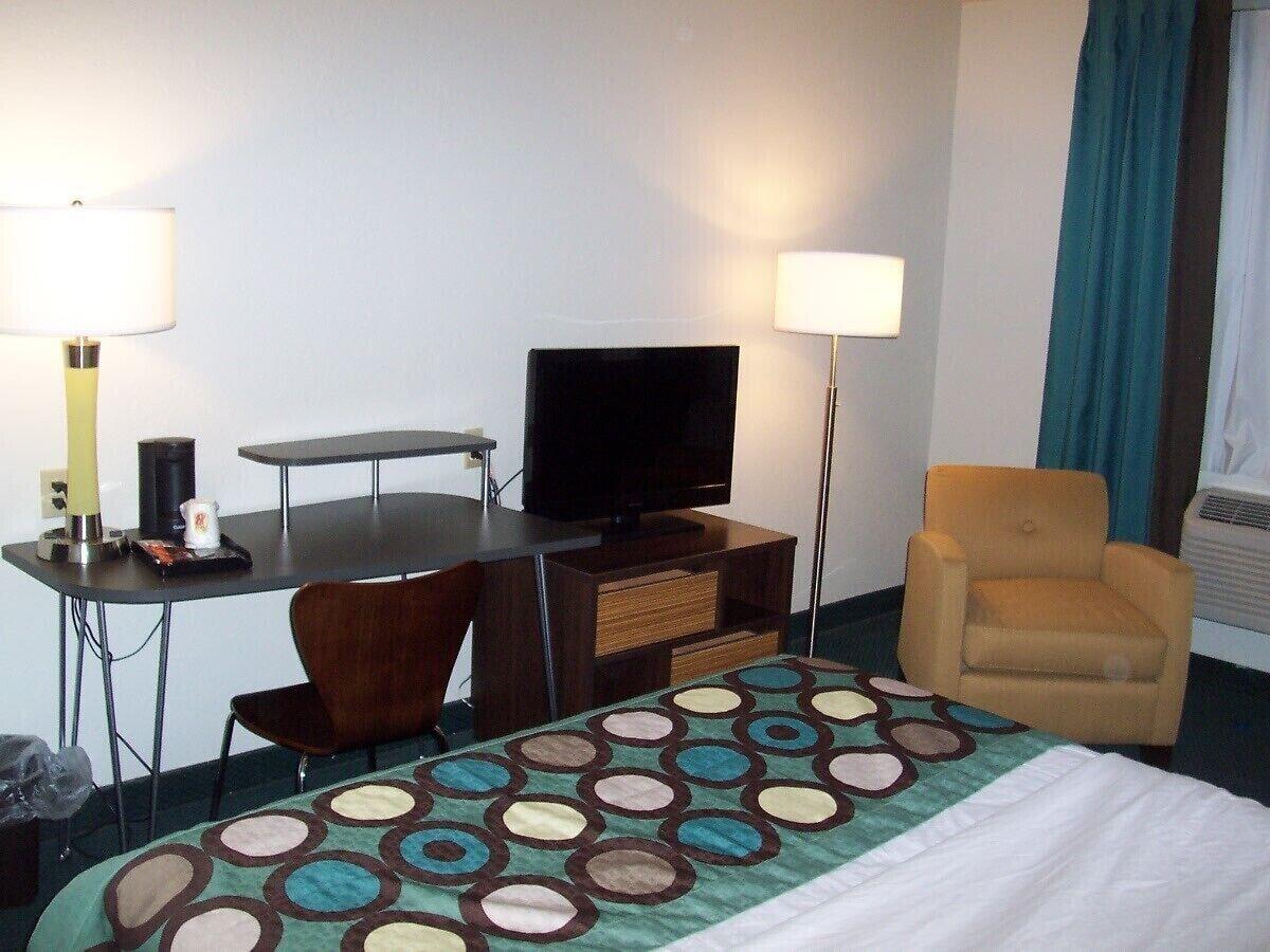 ซูเปอร์ 8 บาย วินด์แฮม ไอโอเนีย มิชิแกน Hotel Ionia ภายนอก รูปภาพ